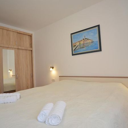 Apartment Dina 52 Rovinj Extérieur photo